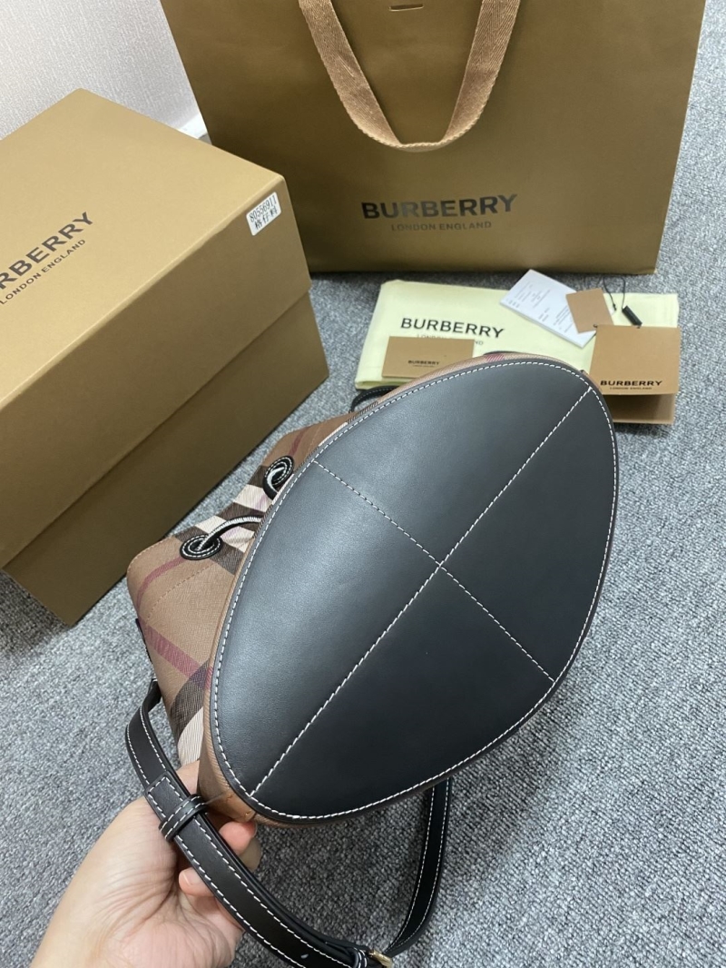 Bv*b*rry bucket bags